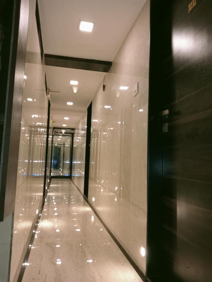 Hotel Qamar Mumbai Bagian luar foto