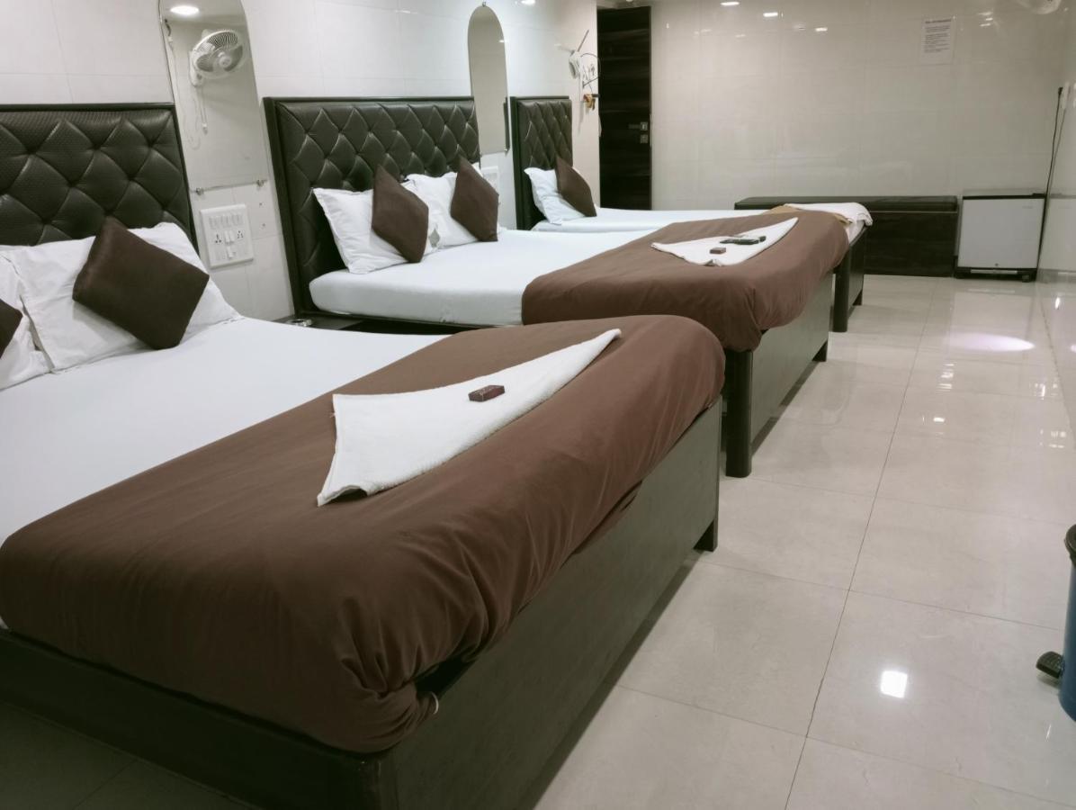 Hotel Qamar Mumbai Bagian luar foto