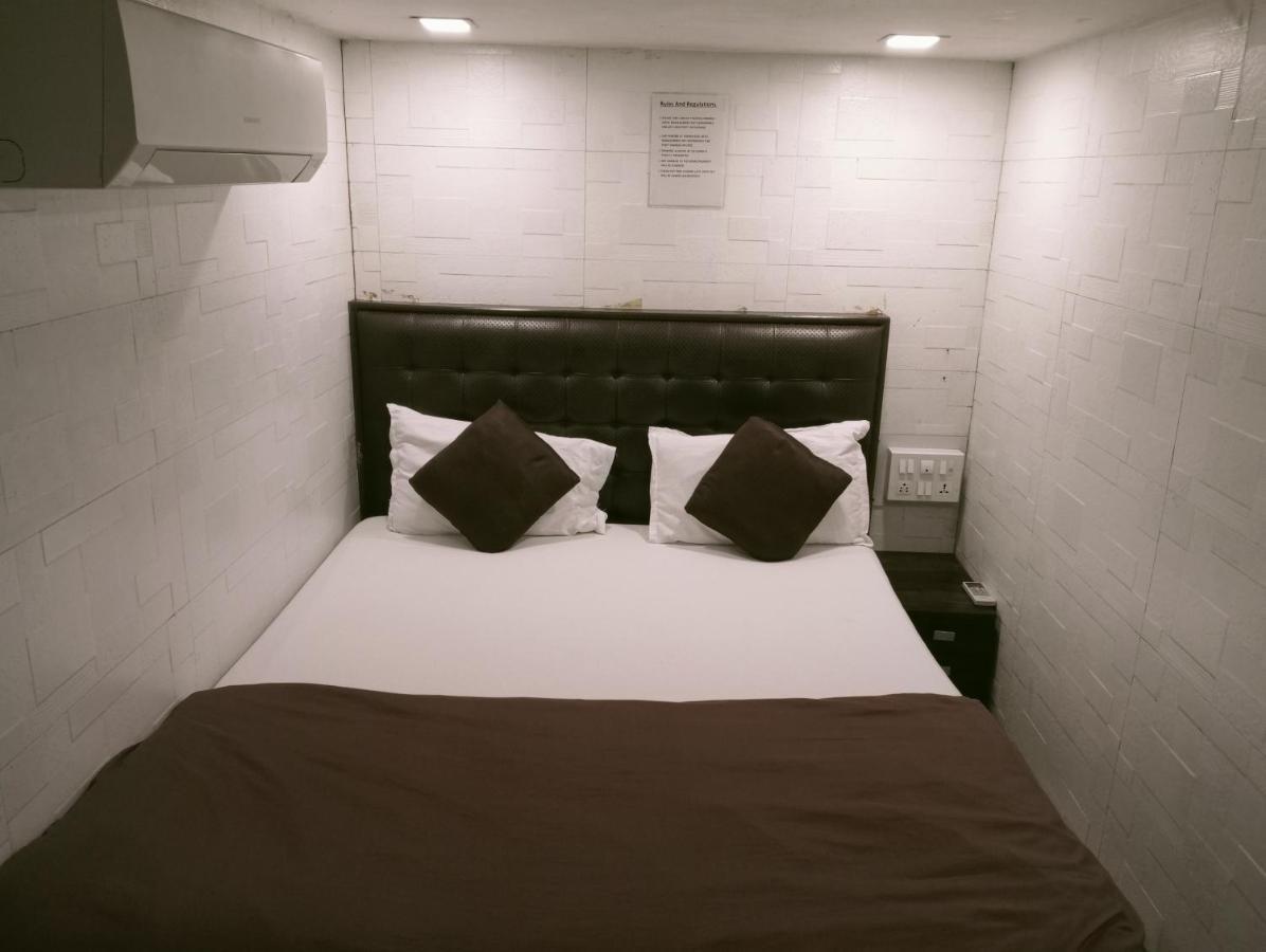 Hotel Qamar Mumbai Bagian luar foto