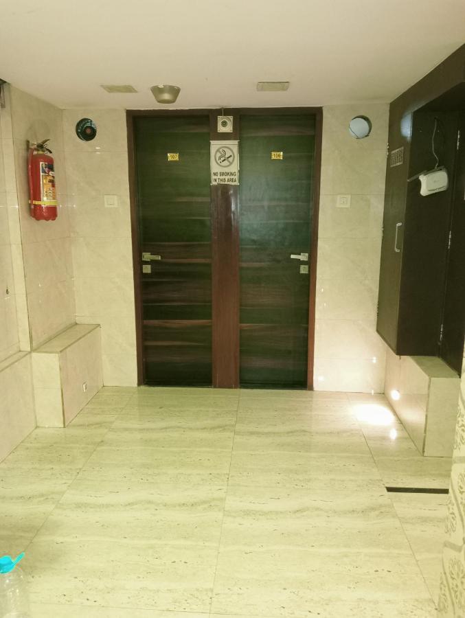Hotel Qamar Mumbai Bagian luar foto