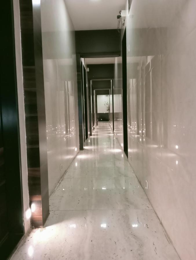 Hotel Qamar Mumbai Bagian luar foto