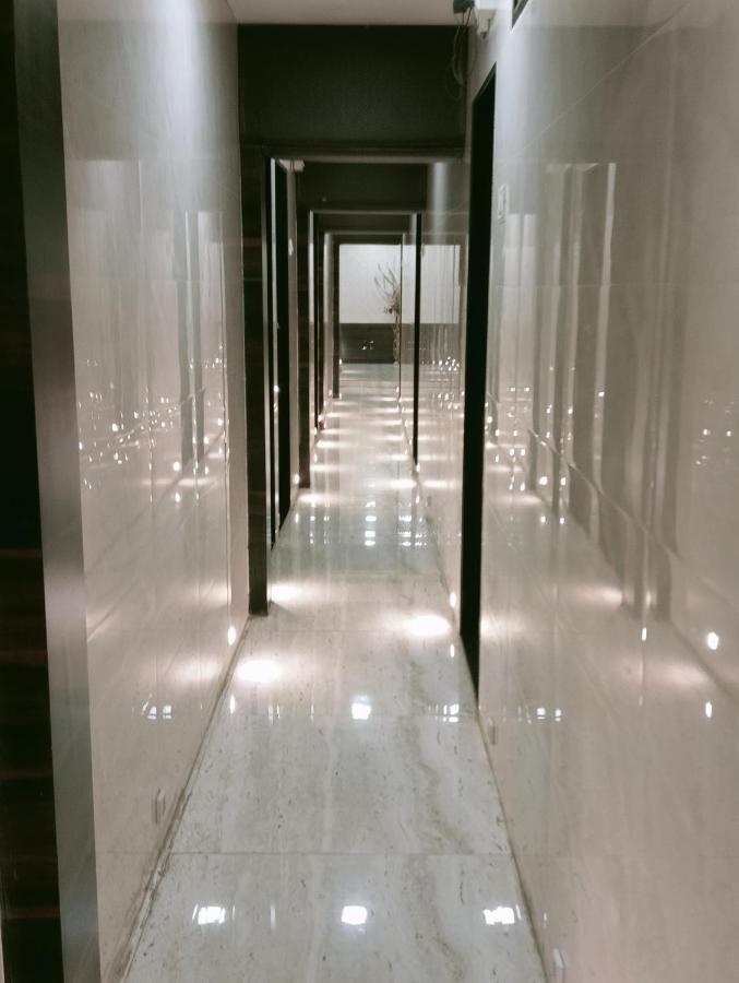 Hotel Qamar Mumbai Bagian luar foto