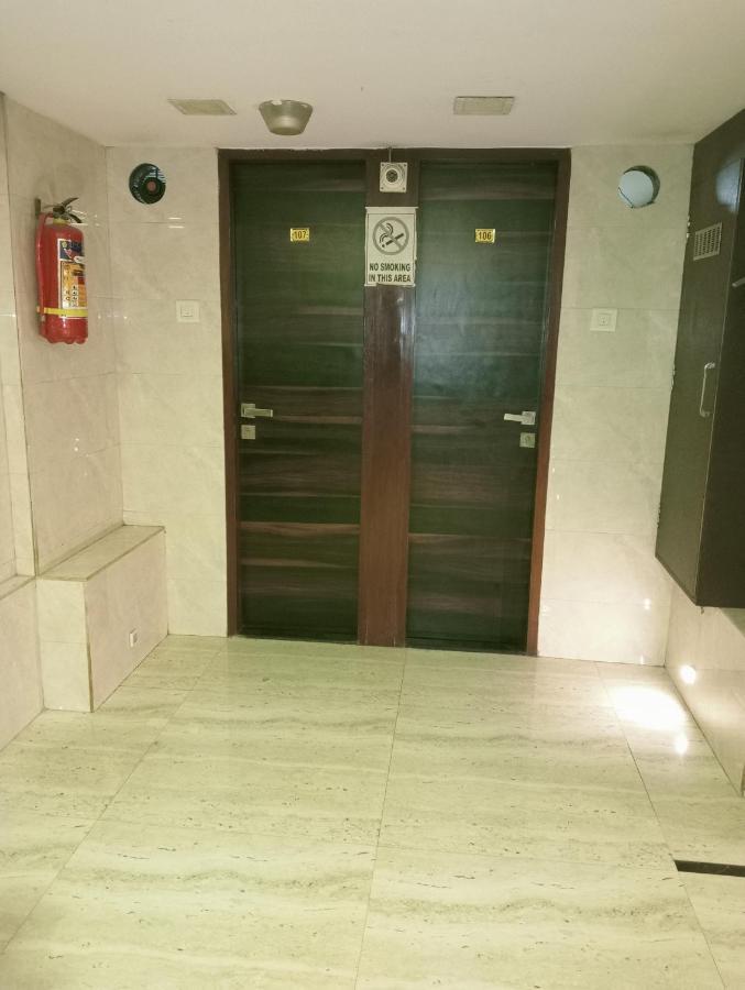 Hotel Qamar Mumbai Bagian luar foto