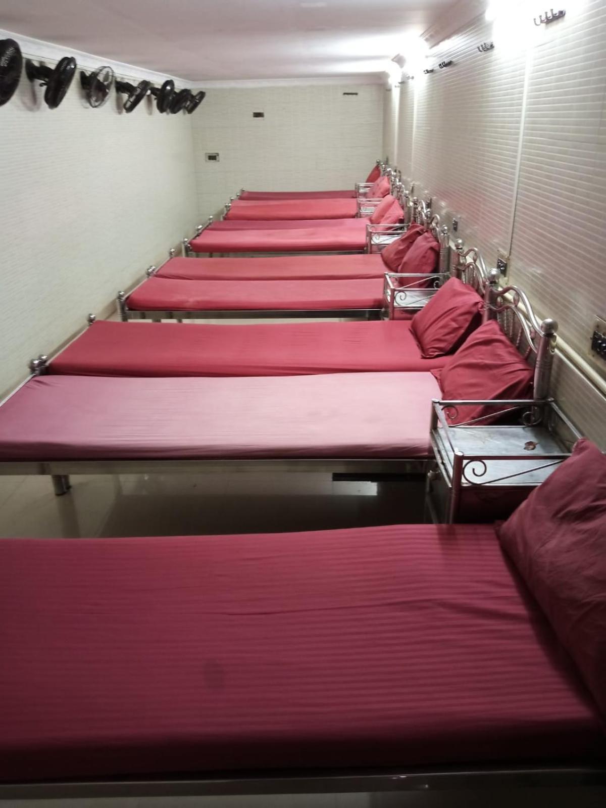 Hotel Qamar Mumbai Bagian luar foto