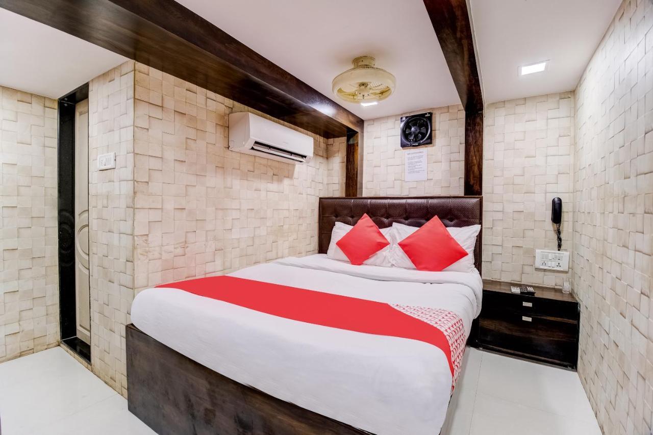 Hotel Qamar Mumbai Bagian luar foto