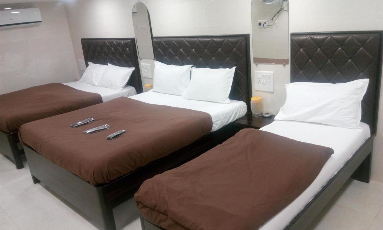 Hotel Qamar Mumbai Bagian luar foto